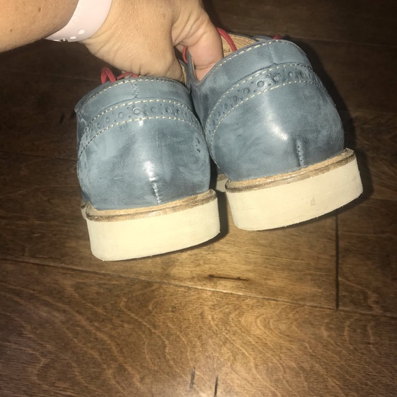 G.H. Bass Shoes - Picture 4 of 8